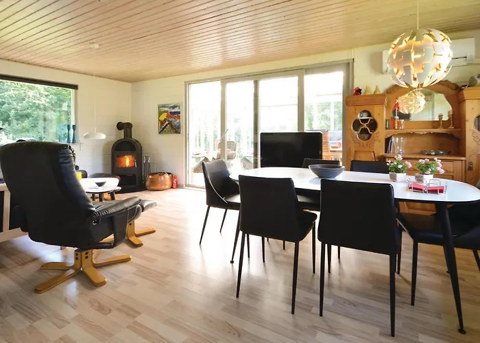 Three-bedroom In * Hjerm